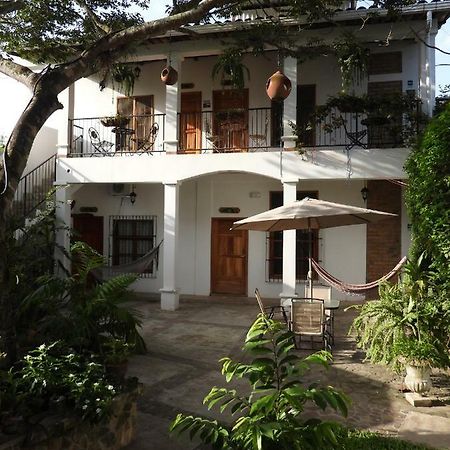 Jardin Cafe Hotel & Restaurant Грасиас Екстериор снимка