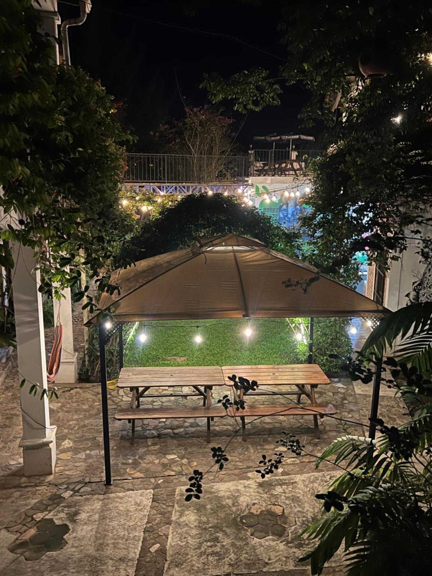 Jardin Cafe Hotel & Restaurant Грасиас Екстериор снимка