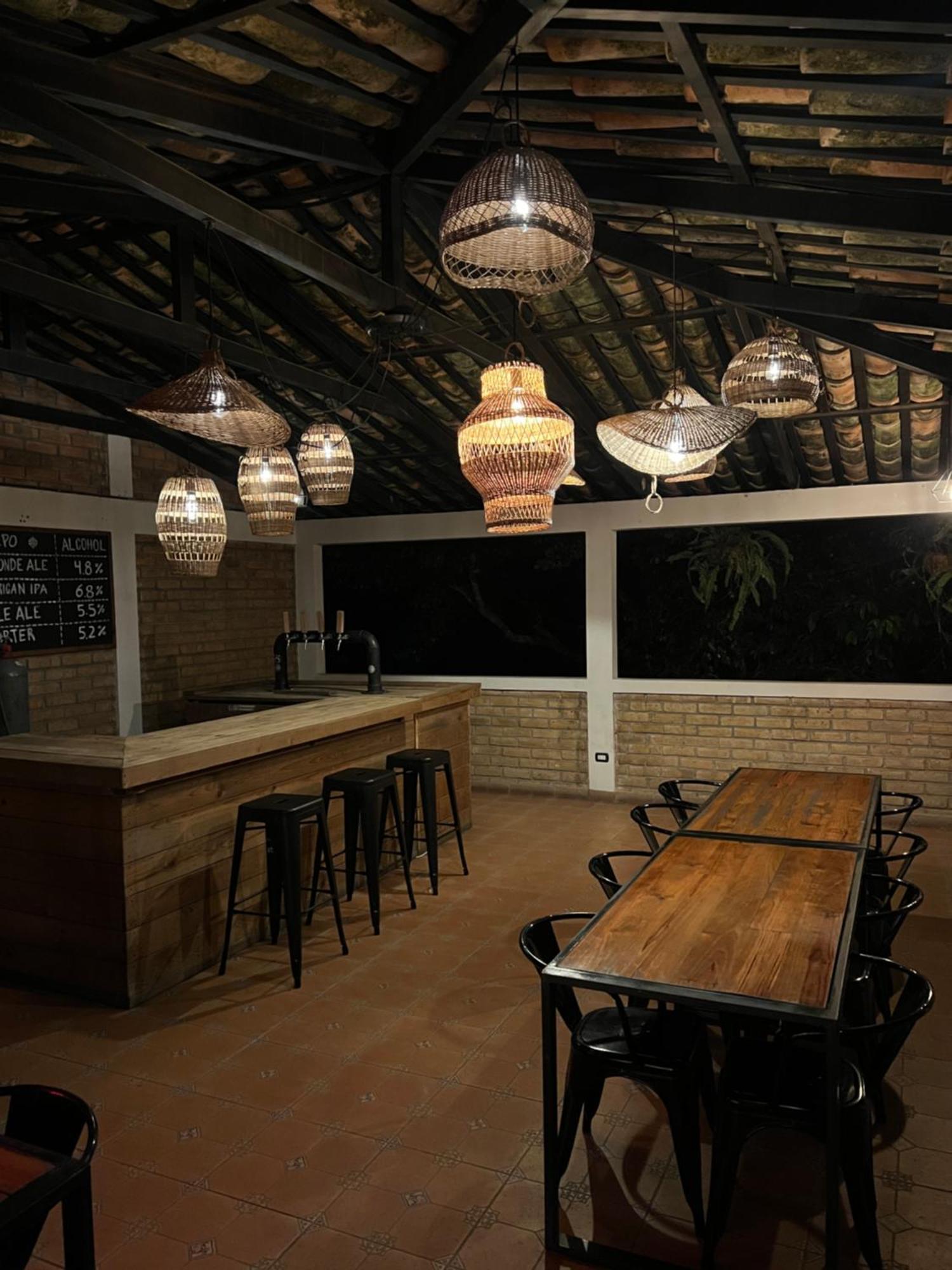 Jardin Cafe Hotel & Restaurant Грасиас Екстериор снимка
