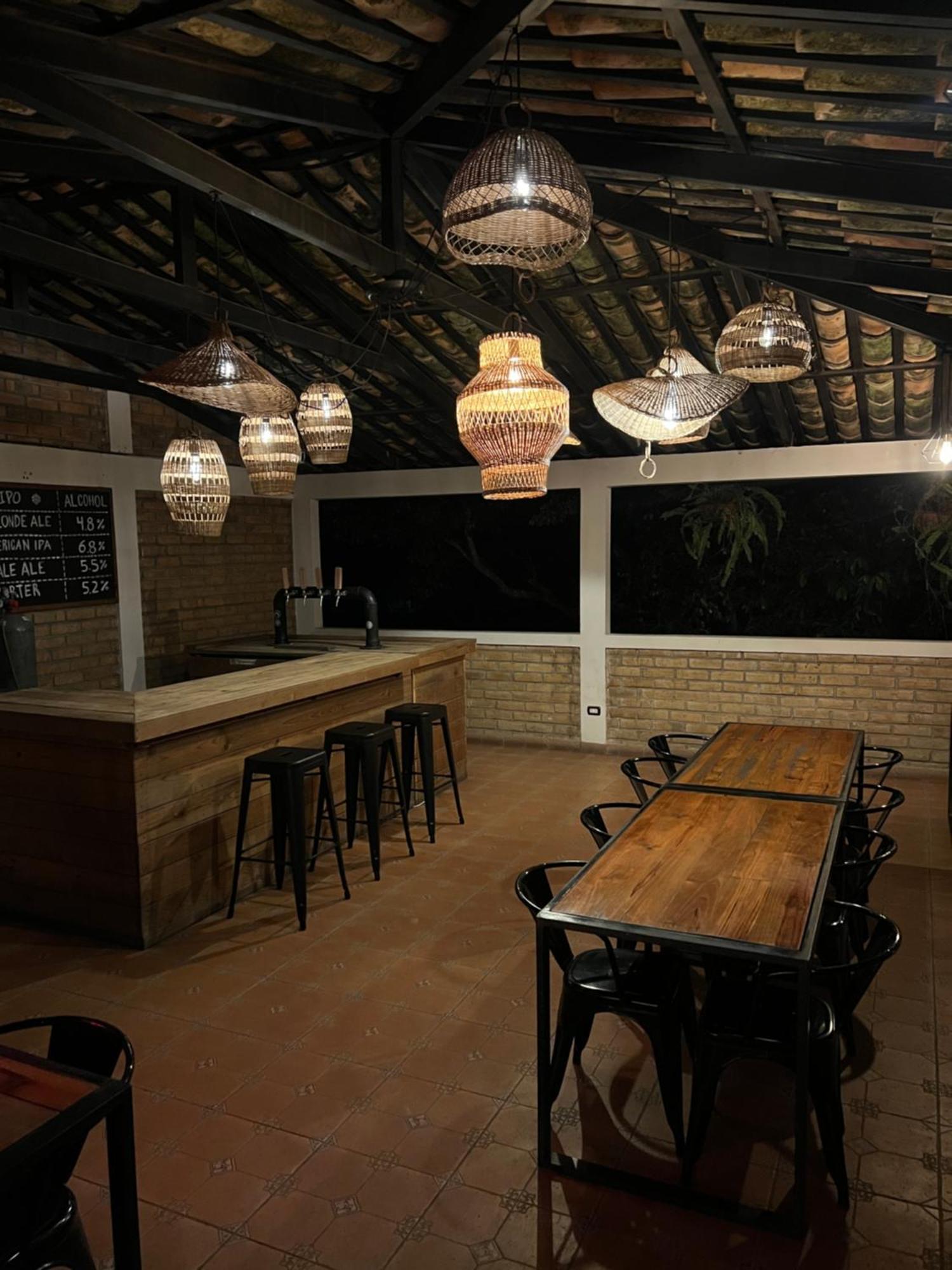 Jardin Cafe Hotel & Restaurant Грасиас Екстериор снимка